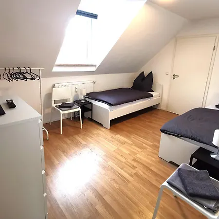 Apartment Spacious With Balcony & Wifi