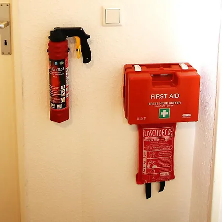 Apartment Spacious With Balcony & Wifi