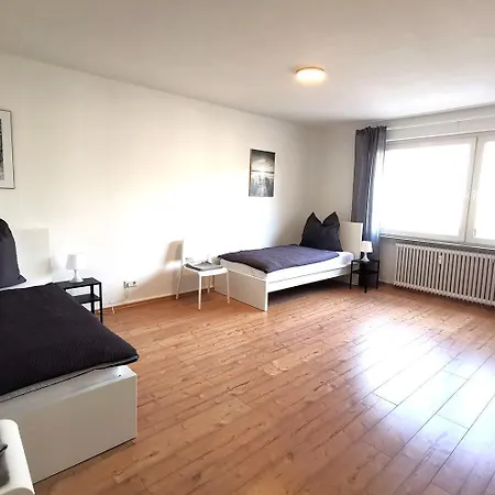 Spacious With Balcony & Wifi * Wetzlar