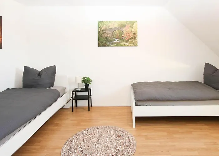 아파트 Spacious With Balcony & Wifi *