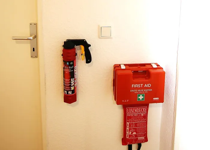 Spacious With Balcony & Wifi * 베츨러